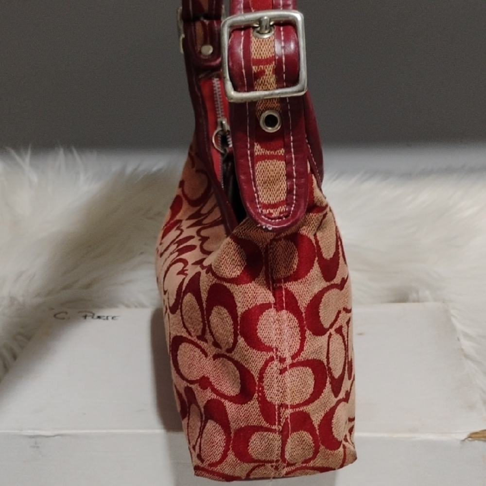 ON HOLD! SALE! RARE! Coach Vintage Signature Red/Tan Shoulder Bag Made In USA - Picture 6 of 12